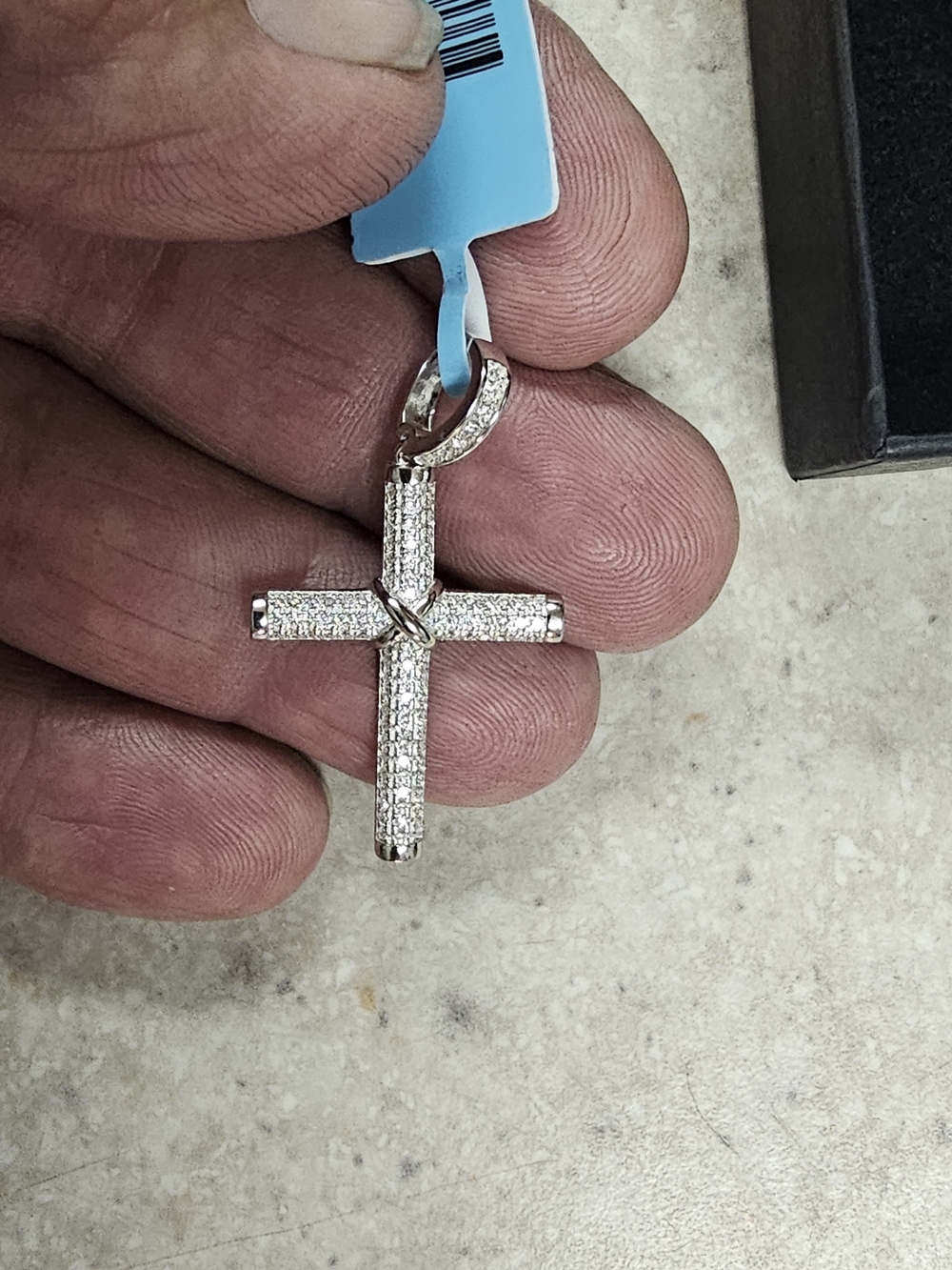 Cross Pendant in Sterling Silver Moissanite 0.64 CTW VVSD Color
